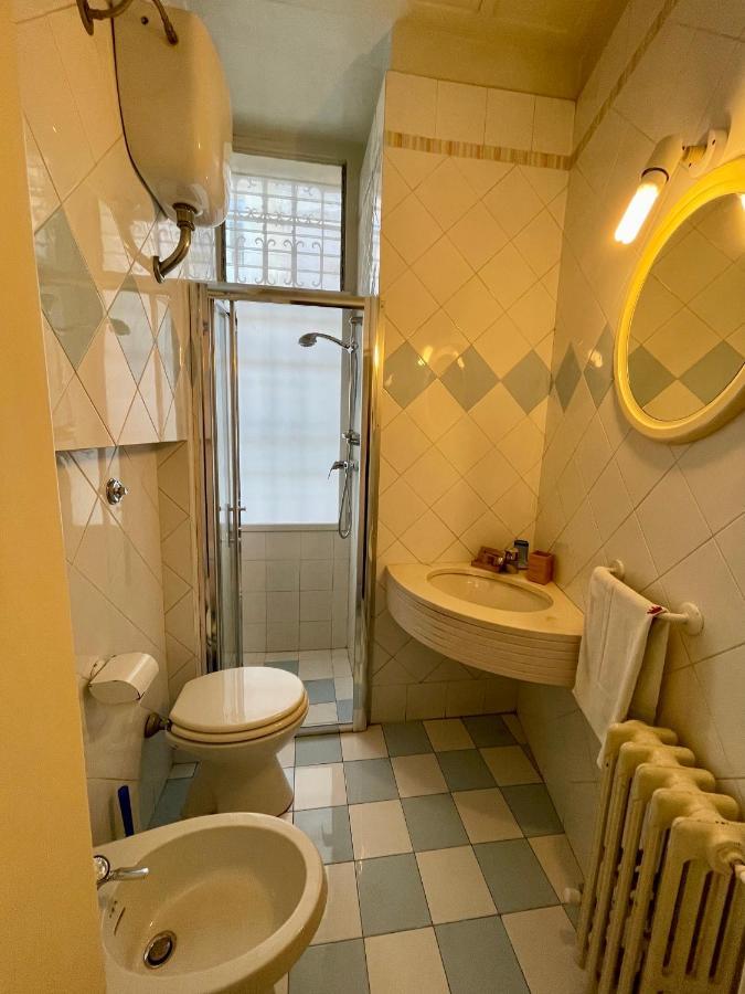 לצ'ה 4 Balconi Rooms- Dimora Arditi B&B מראה חיצוני תמונה