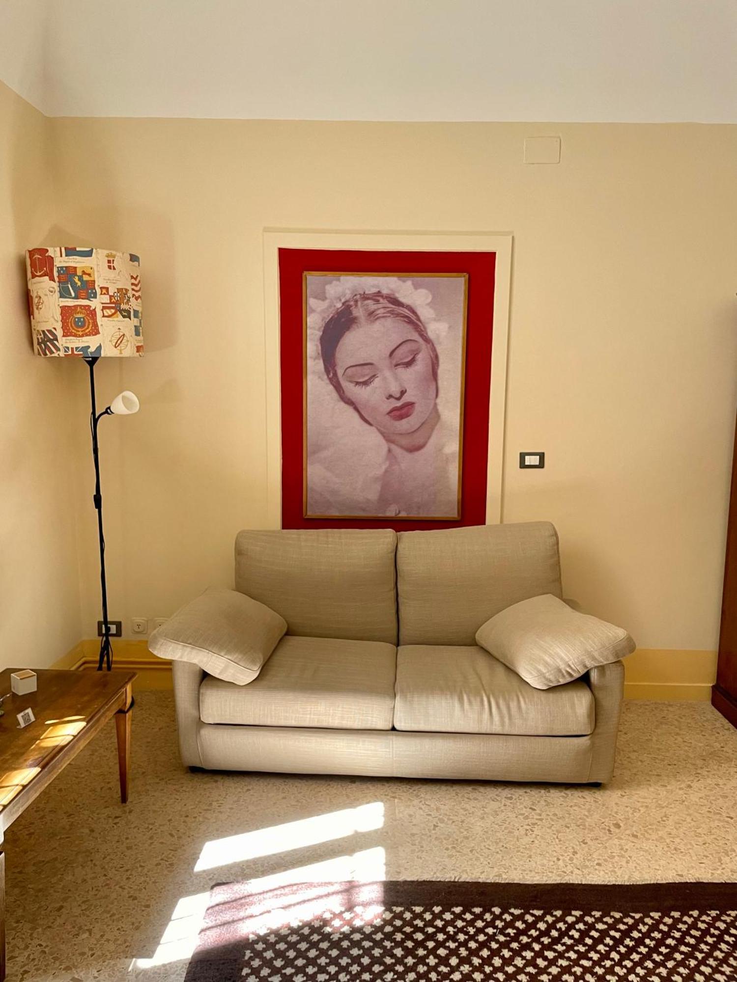 לצ'ה 4 Balconi Rooms- Dimora Arditi B&B מראה חיצוני תמונה