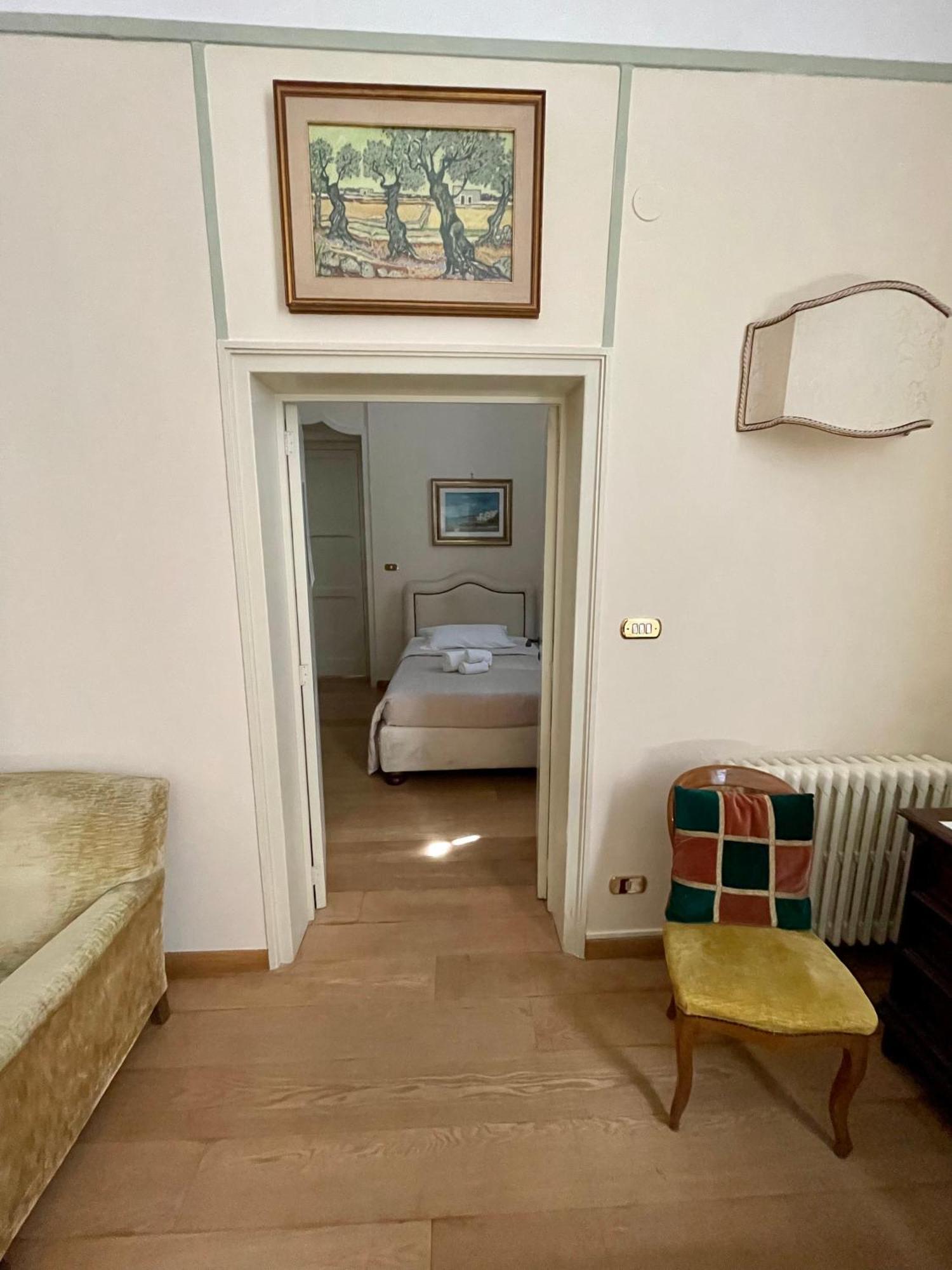 לצ'ה 4 Balconi Rooms- Dimora Arditi B&B מראה חיצוני תמונה